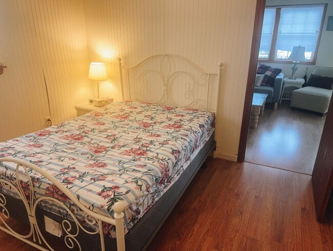 Foto del edificio - 66 Indian Spring Rd