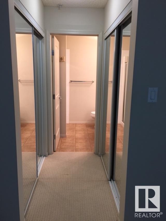 Building Photo - 2098 Blackmud Creek Dr SW