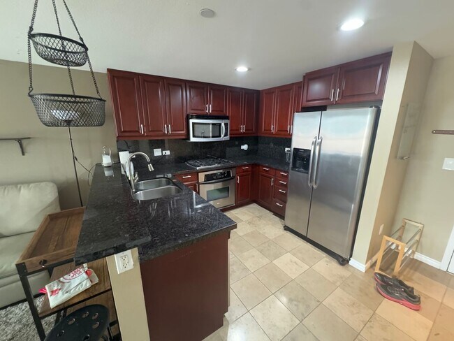 Foto del edificio - 1BD 1BA Condo in East Village ** MOVE  IN SPECIAL - MOVE IN 6/1/26 - 2 WEEKS FREE RENT**
