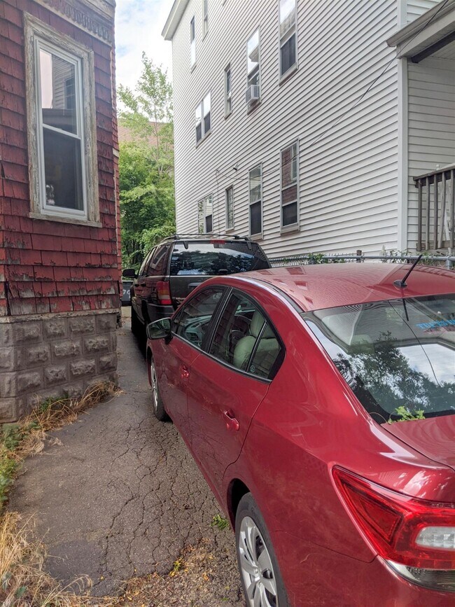 Foto del edificio - 79 Conwell Ave