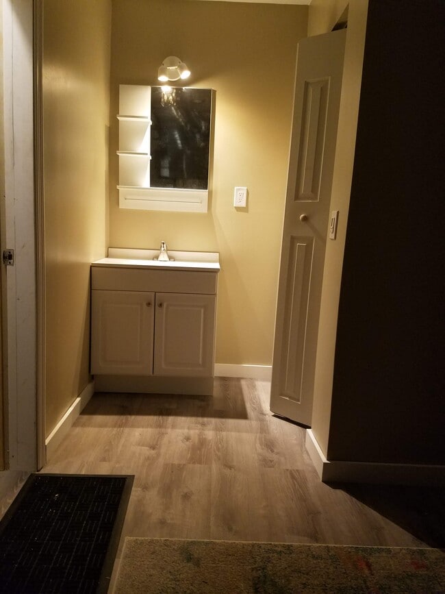 Building Photo - 4440 NW 15th Ave