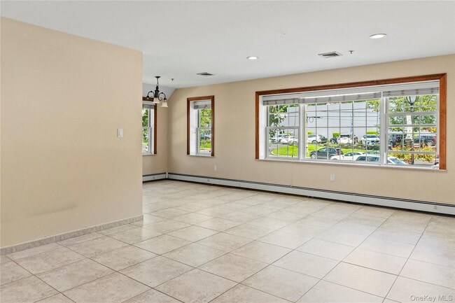 Building Photo - 72 Cedar Swamp Rd