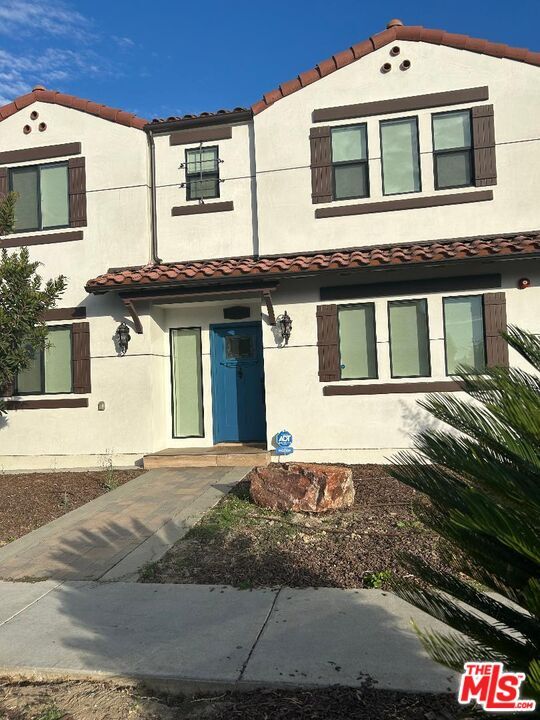 Foto principal - 10224 La Reina Ave