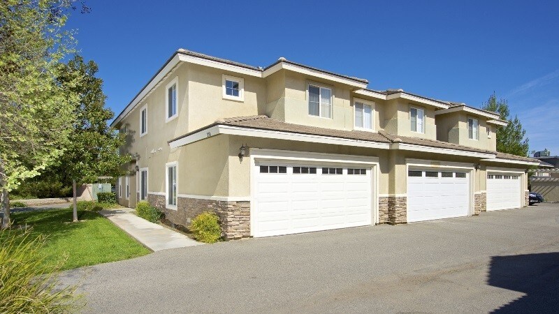 Primary Photo - Parkview Townhomes