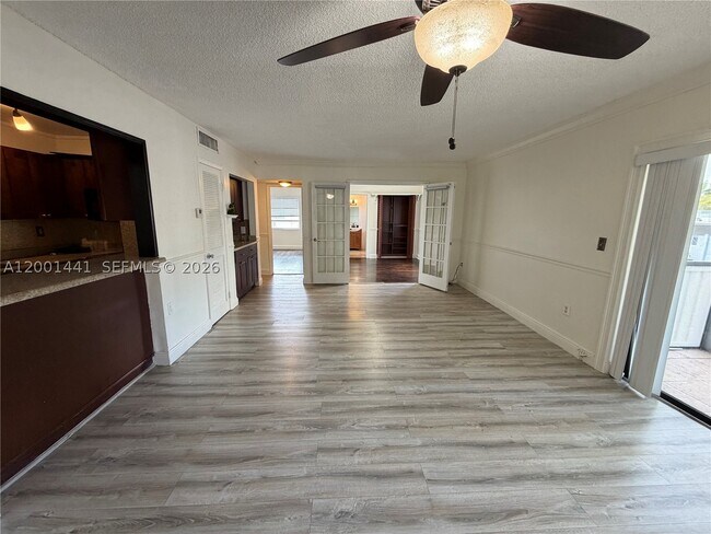 Building Photo - 3582 NE 171 St