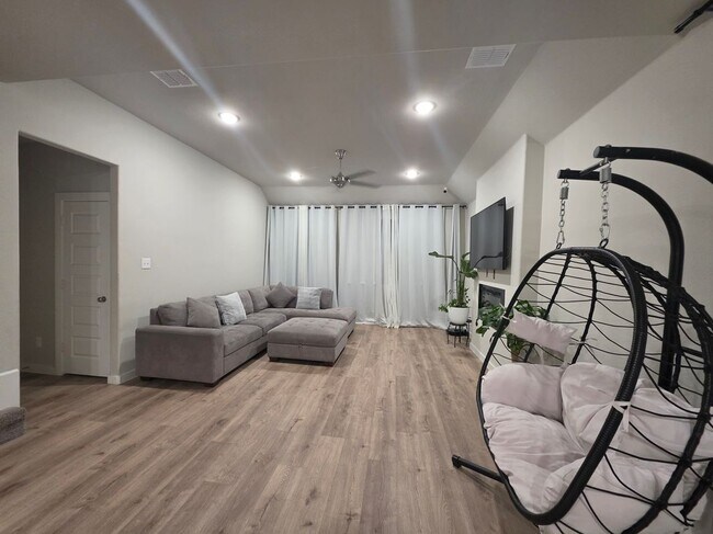 Foto del edificio - 1334 Great Sand Dune St