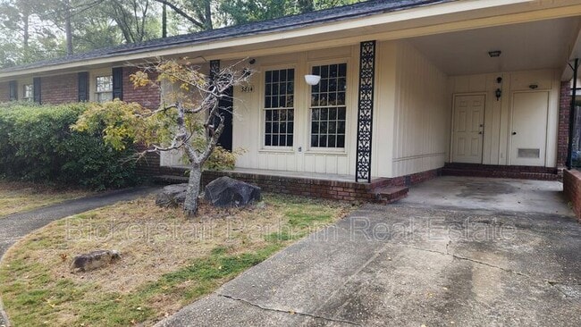 Foto del edificio - 3814 Meadowcliff Dr