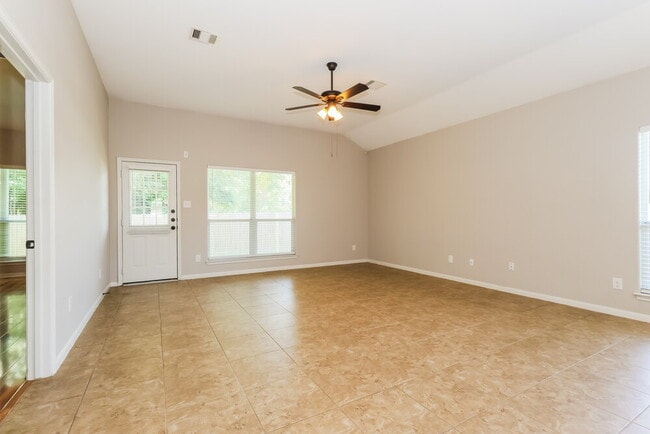Building Photo - 18415 Sunrise Maple Dr