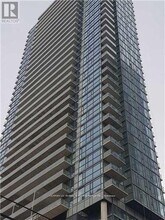 Building Photo - 290 Adelaide St W