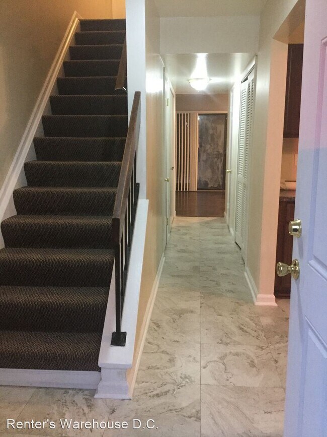 Foto del edificio - 3 br, 1.5 bath House - 6544 Buckland Ct