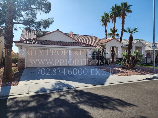 Foto del edificio - Stallion Mountain Golf Course Home~4 Bed ~...