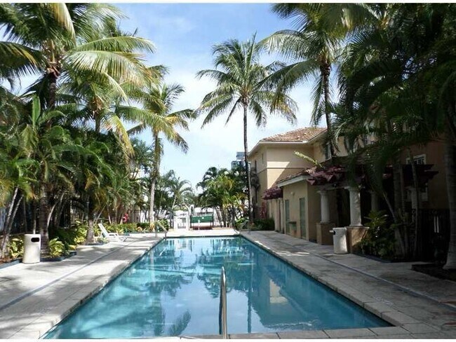 Foto del edificio - 2841 NE 185th St