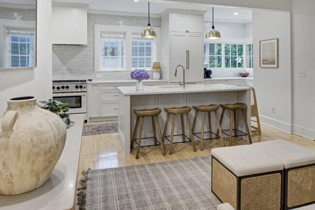 Foto del edificio - 2117 Fairhaven Cir NE