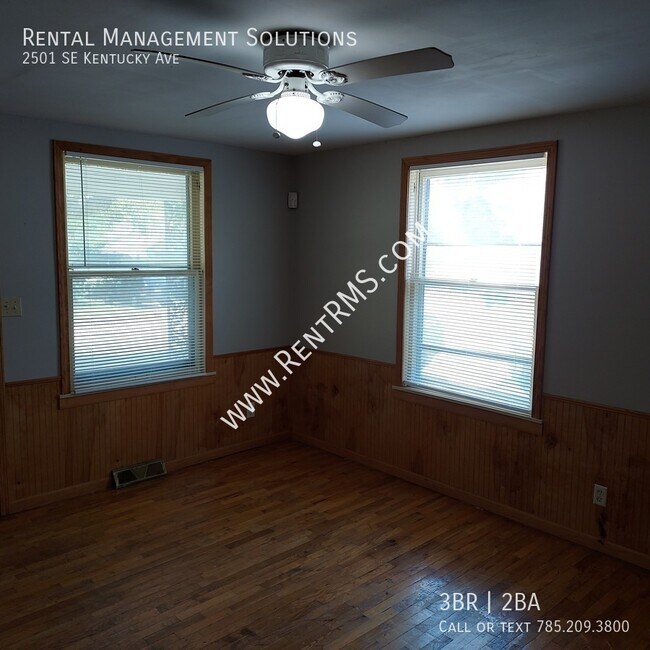 Building Photo - **COMING SOON**2501 SE Kentucky Ave- 3 BED...