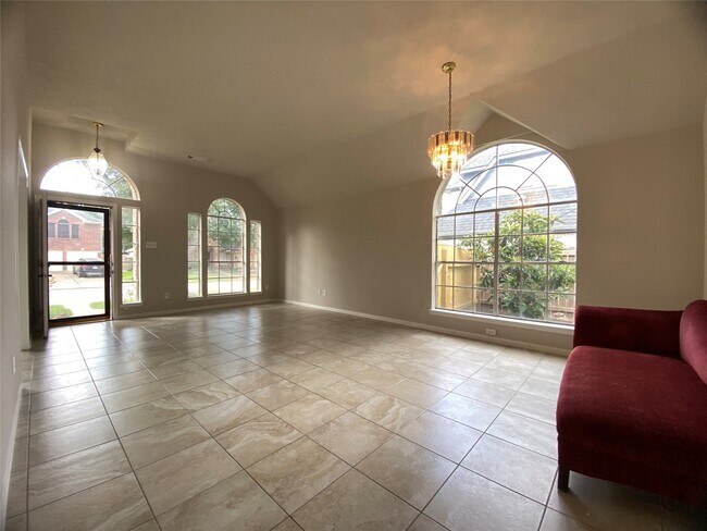 Foto del edificio - 15922 Williwaw Dr