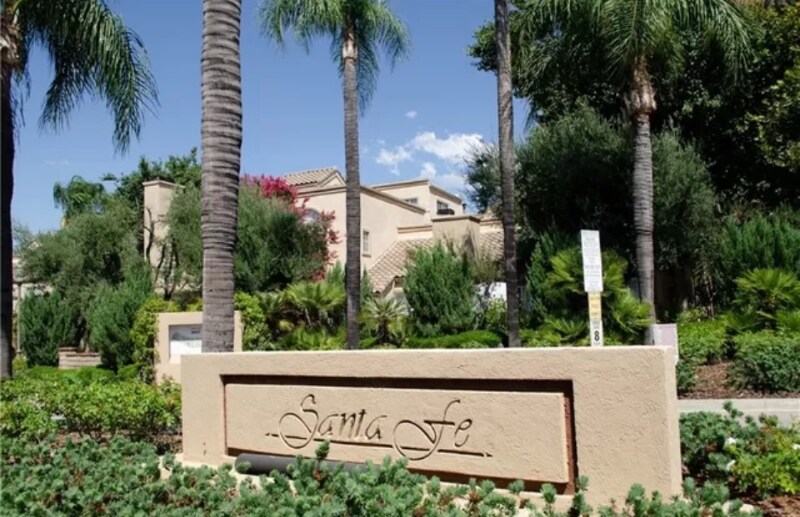 23947 Del Monte Dr. Unit 14, Santa Clarita, CA 91355 Condo for Rent