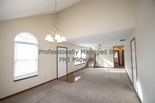 Building Photo - 2104 Galaxy Dr