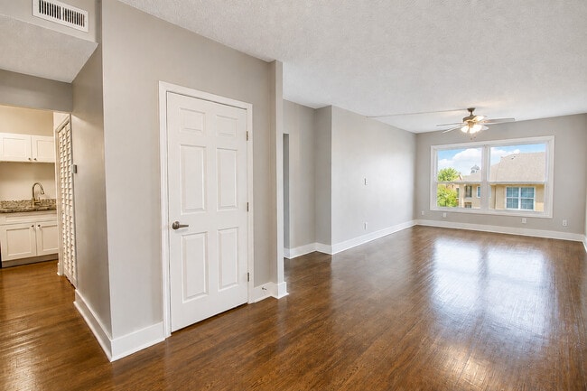 Dining / Living Room - Clear Lake Place