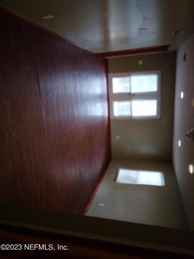 Foto del edificio - 1150 Kenmore St