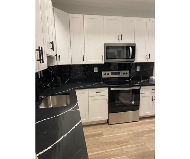 Building Photo - 1233 N Luzerne Ave