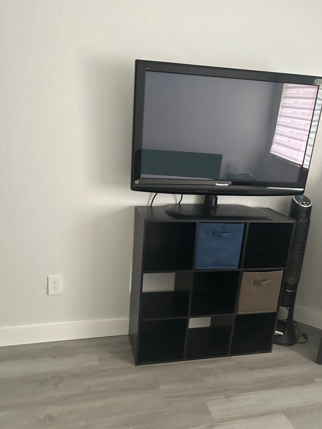 Building Photo - 972 NW 93rd Ave