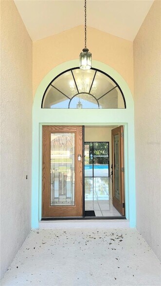 Foto del edificio - 3037 Crest Dr