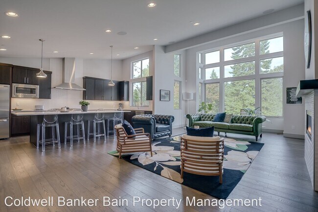 Foto del edificio - 5 br, 3.5 bath House - 1659 128th Ave SE
