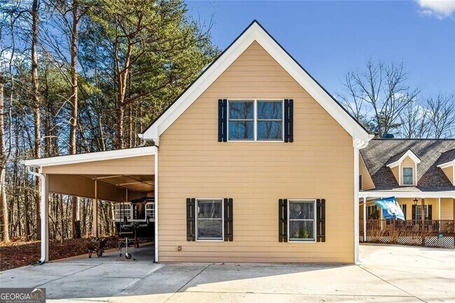 Foto del edificio - 4640 Chestatee Pointe Rd
