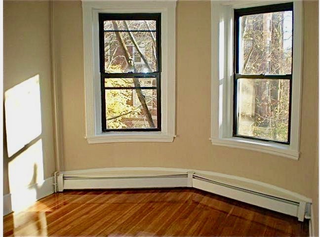 Primary Photo - 1682 Commonwealth Ave