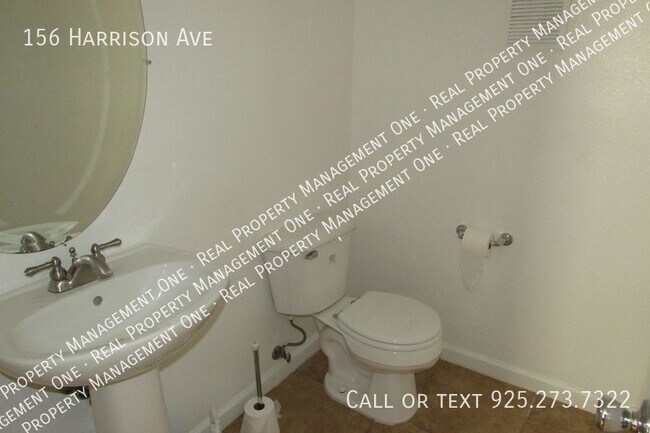 Foto del edificio - 156 Harrison Ave