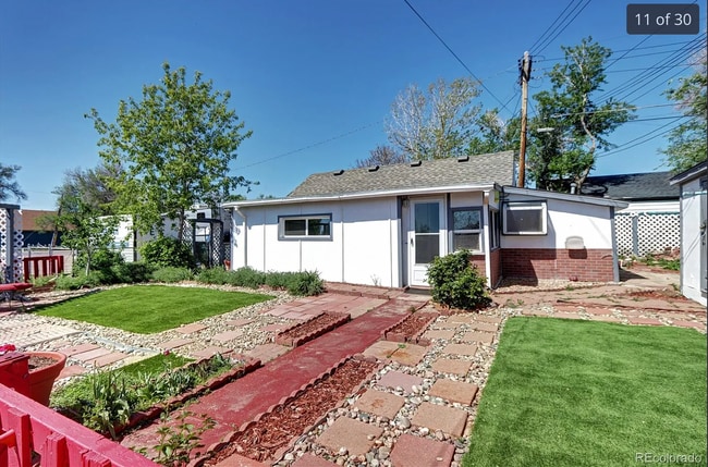 Building Photo - 2401 W Jewell Ave