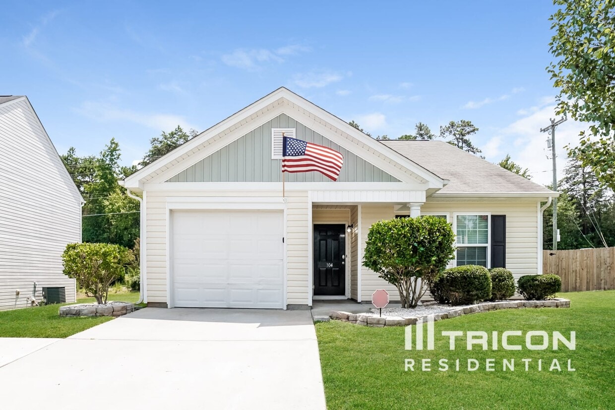 Primary Photo - 304 Kendall Dr