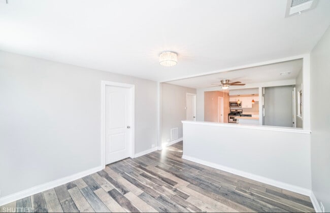 Building Photo - 3631 S 55th Ct