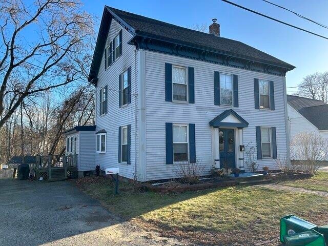 Primary Photo - 19 Highland St