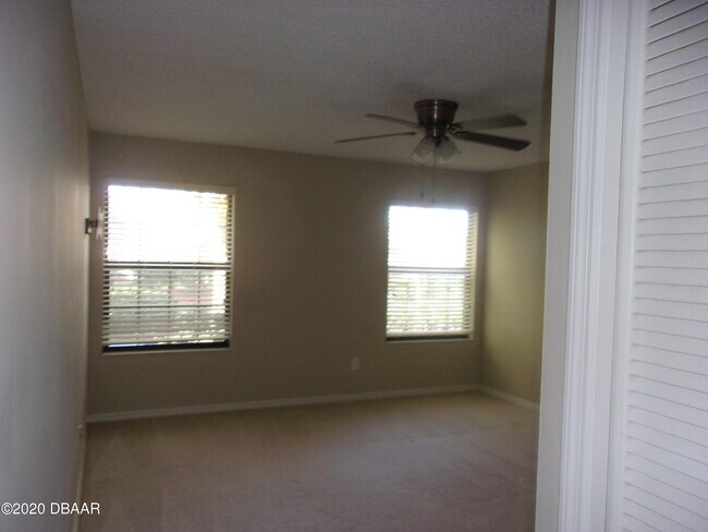 Building Photo - 128 Gray Dove Ct