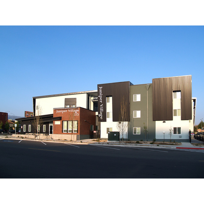 Foto del edificio - Juniper Village