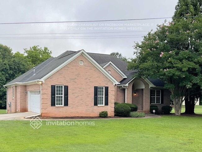 Building Photo - 86 S Salem Dr