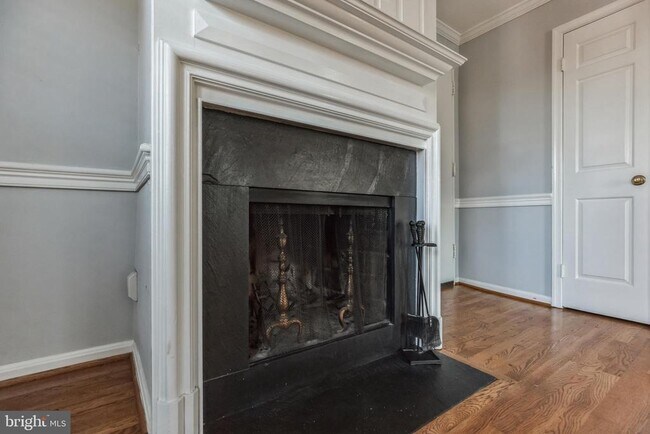 Foto del edificio - 513 Bashford Ln