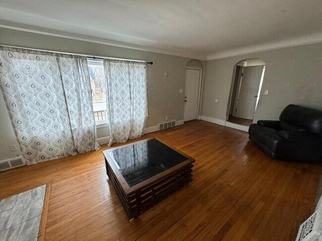 Foto del edificio - 14088 Roselawn St