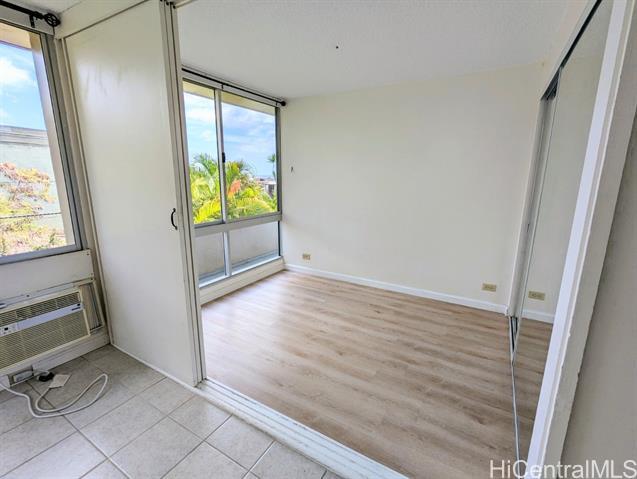 Building Photo - 255 Huali St
