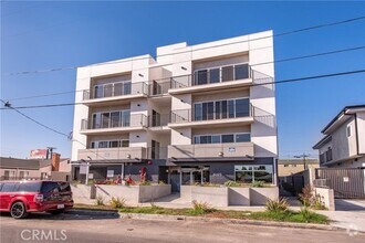 Building Photo - 6025 Craner Ave