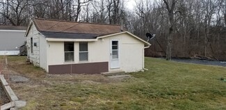 Building Photo - 7 Shoemakers Ln