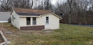 Building Photo - 7 Shoemakers Ln