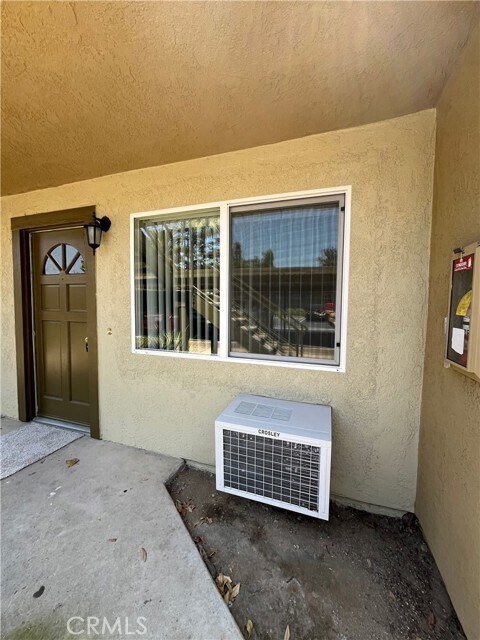 Foto del edificio - 1200 S San Antonio Ave