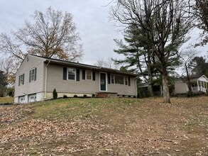 Building Photo - 102 Highland Dr