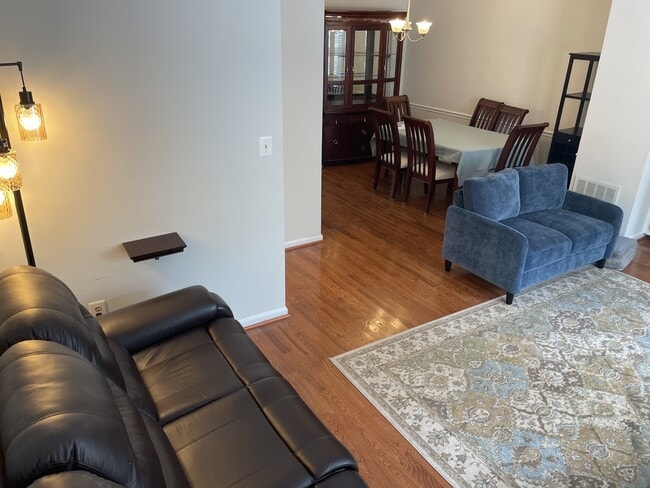 Photo - 6108 Castletown Way Townhome
