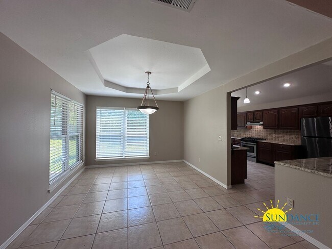 Building Photo - Beautiful 3 Bedroom Home in Fort Walton Be...