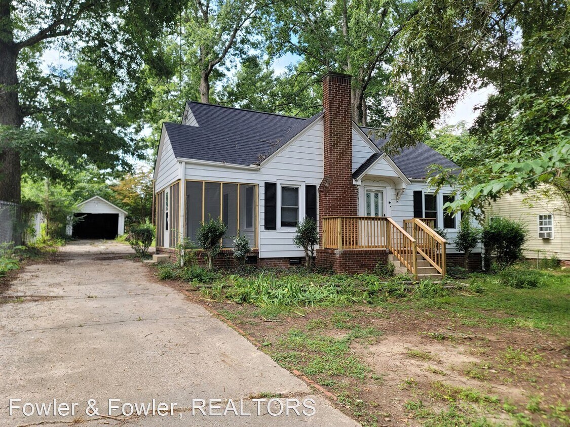 Primary Photo - 2 br, 1 bath House - 934 Beaumont Ave