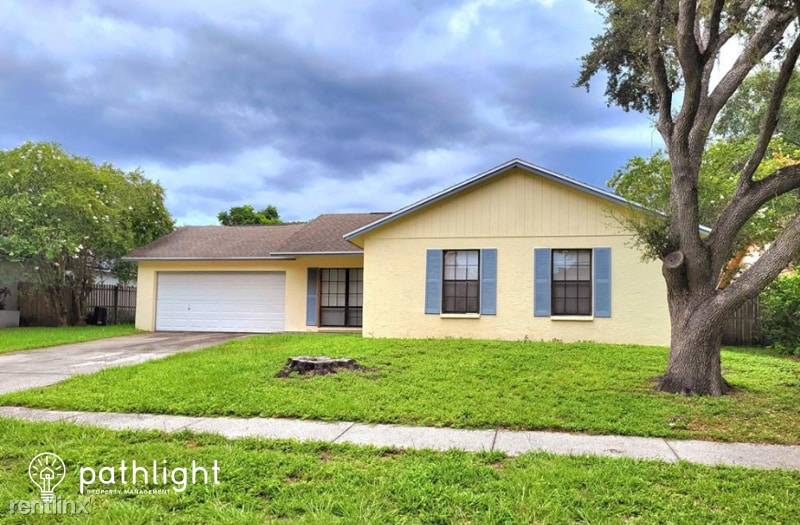 Primary Photo - 3 br, 2 bath House - 4107 Yellowwood Drive...