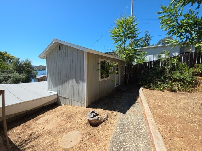 Foto del edificio - 9198 Glenhaven Dr